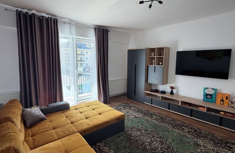 Langfristige möblierte 2-Zimmer-Wohnung zur Miete, Brașov, Rumänien