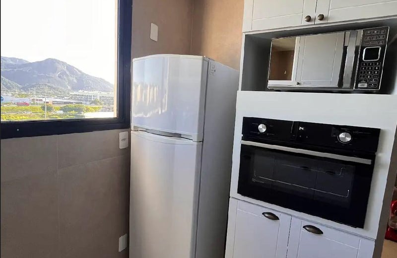 Alquiler a largo plazo de un apartamento dúplex de 3 habitaciones, 90 m², en Barra da Tijuca, Río de Janeiro, Brasil