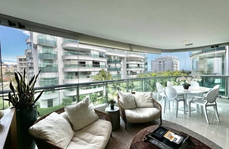 Alquiler a largo plazo de un piso de 4 dormitorios, 292 m², en Barra da Tijuca, Río de Janeiro, Brasil