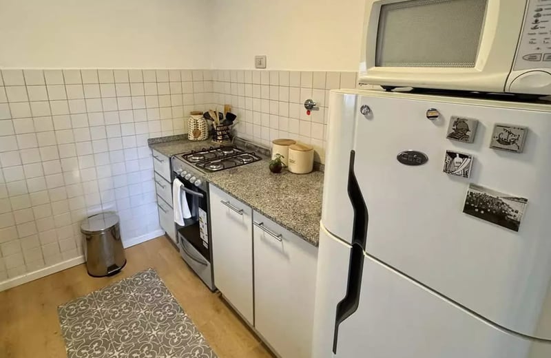 Langzeitmiete – 3-Zimmer-Wohnung mit Balkon und Pool in Buenos Aires, Argentinien, Palermo