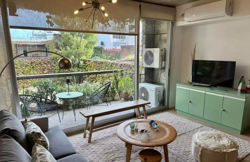 Langzeitmiete – 3-Zimmer-Wohnung mit Balkon und Pool in Buenos Aires, Argentinien, Palermo