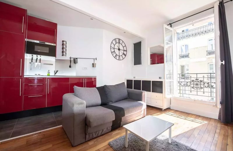 Долгосрочная аренда в Париже — студия 30 м² без лифта на 4 этаже в 13-м округе
