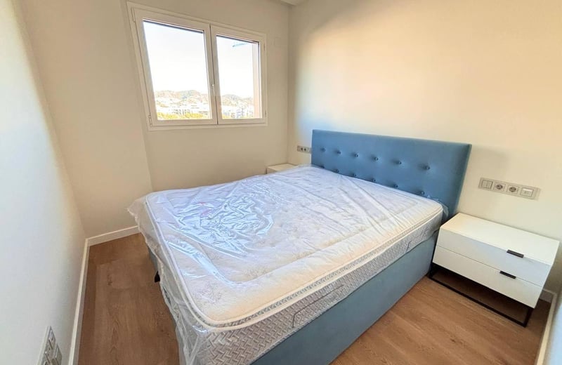 Rent in a new building 30 minutes from Barcelona