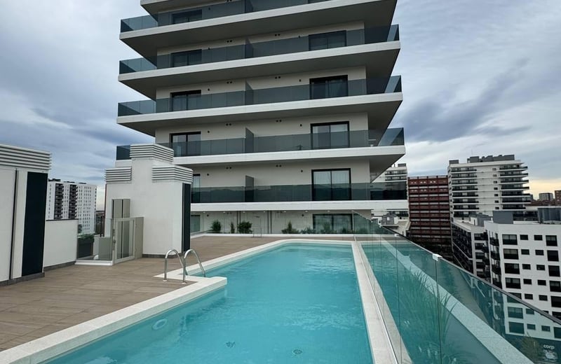 Квартира в новостройке в Барселоне, район Ла Пау