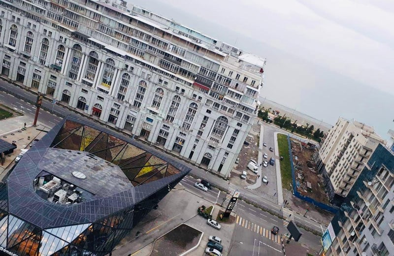 Spacious 2+1 Apartment for Long-Term Rent in Batumi