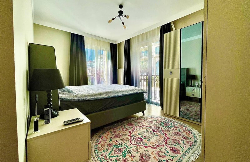 Долгосрочная аренда квартиры 3+1 с видом на море в Стамбуле