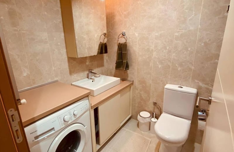 Просторная квартира 2+1 в закрытом комплексе в Башакшехире