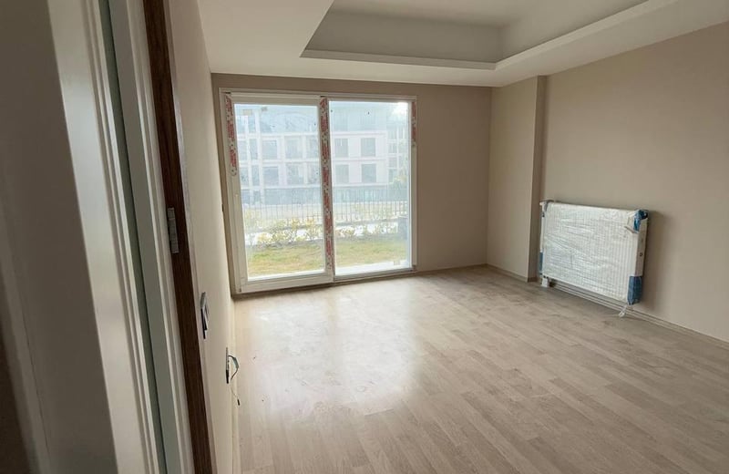 Новая квартира 2+1 без мебели рядом с Deniz Istanbul