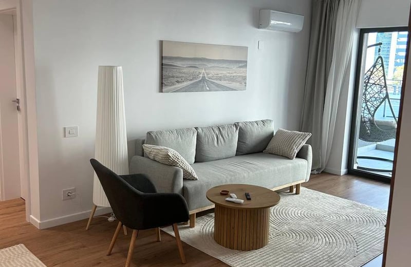 Spacious apartment 59 m² with parking, Bucharest
