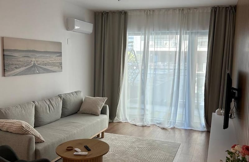 Spacious apartment 59 m² with parking, Bucharest