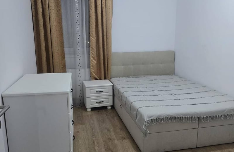 Long term rent 3 room apartment in Bucharest, 83 m², 6 sector