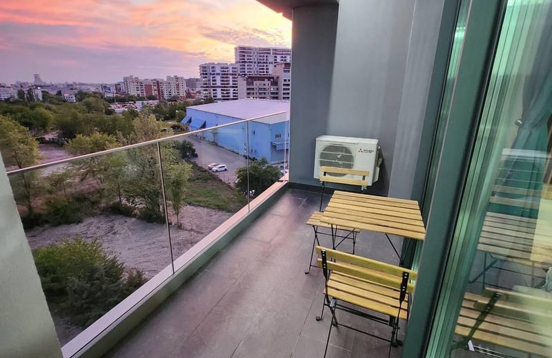 Spacious Apartment in Cloud 9 Residence with Promenada View, Bucharest