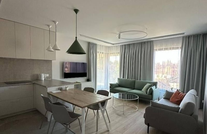 Amplio Apartamento de 3 Habitaciones en Zwierzyniec, Cracovia