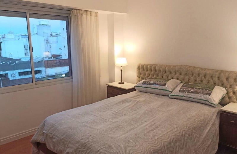 3-Bedroom Apartment with Covered Parking in Mar del Plata