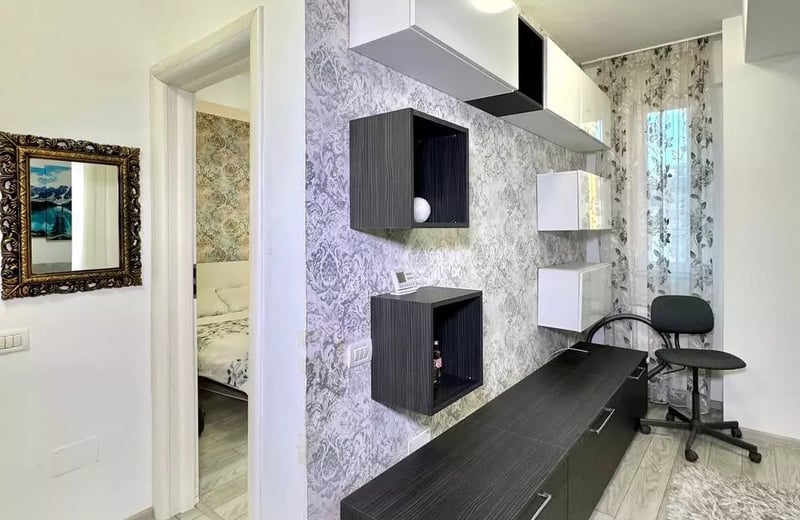 Rent a 2-Room Apartment 1st Floor – Militari Residence, Bucharest