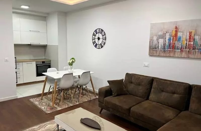 Alquiler a largo plazo de un apartamento de 2 habitaciones en el barrio premium "A Block", Belgrado