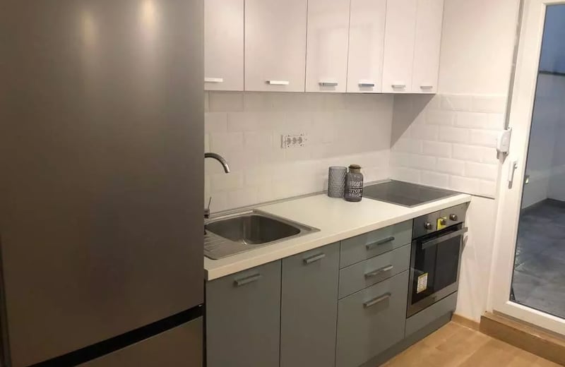 Long-term rental of a newly renovated 2-bedroom apartment in Vračar, Belgrade