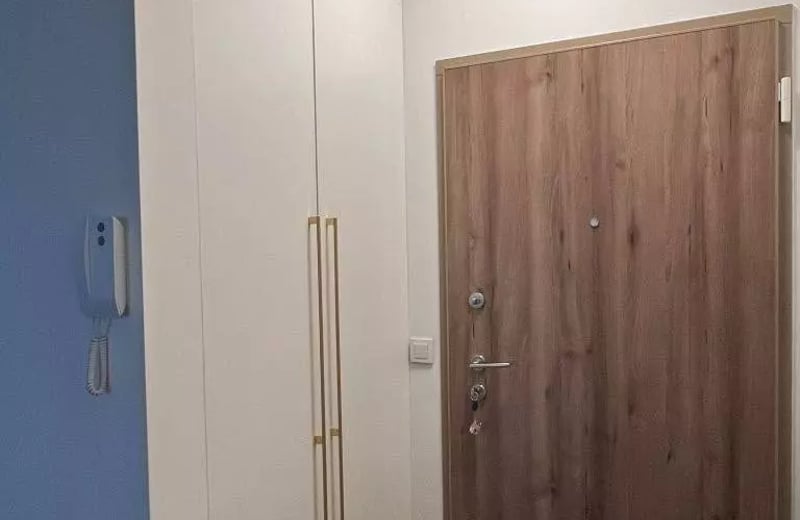 Long-term rental of a two-room apartment with a yard on Lazurowa Bemowo St., Warsaw