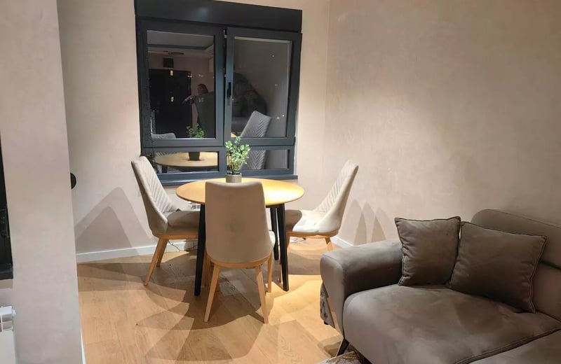 Long-term rental 3-room apartment in Belgrade, Vračar with balcony and parking space