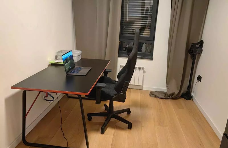 Long-term rental 3-room apartment in Belgrade, Vračar with balcony and parking space