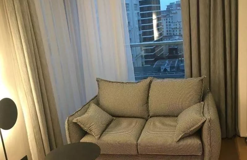 Long-term rental of a 3-room apartment, 50 m², Mennica Residence, Wola, Warsaw