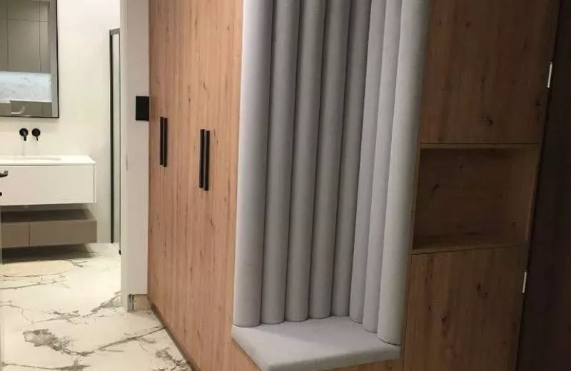 Long-term rental of a 3-room apartment, 50 m², Mennica Residence, Wola, Warsaw