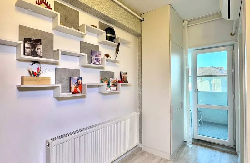 Long-term rental, Bucharest, Dudu: two-room apartment with a balcony and forest view