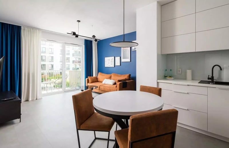 Long-term rental, Warsaw, Zupnicza St., Praga-Południe district: 2-room apartment with a balcony