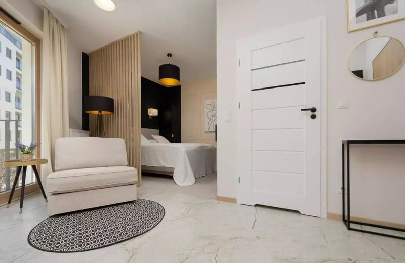 Long-term rental, Warsaw, Wola: 1-room apartment with a balcony