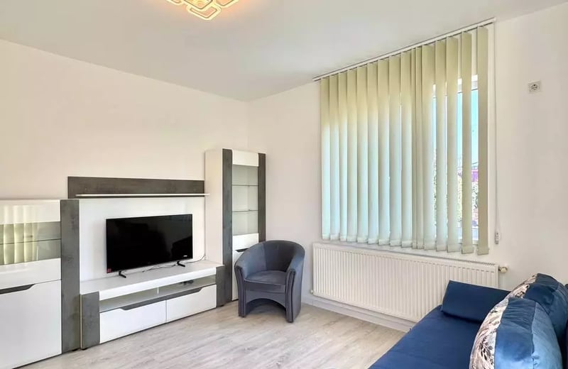 Долгосрочная аренда: двухкомнатная квартира с балконом, 1-й этаж, Dudu, Бухарест