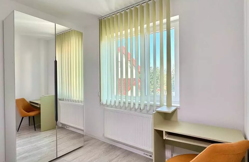 Долгосрочная аренда: двухкомнатная квартира с балконом, 1-й этаж, Dudu, Бухарест