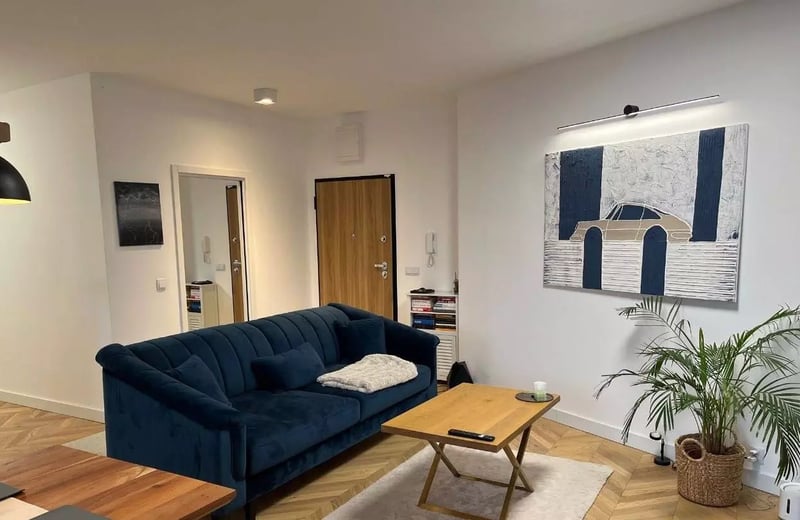 Long-term rental of a 3-rooms apartment in Warsaw, Wola district, ul. Karolkowa