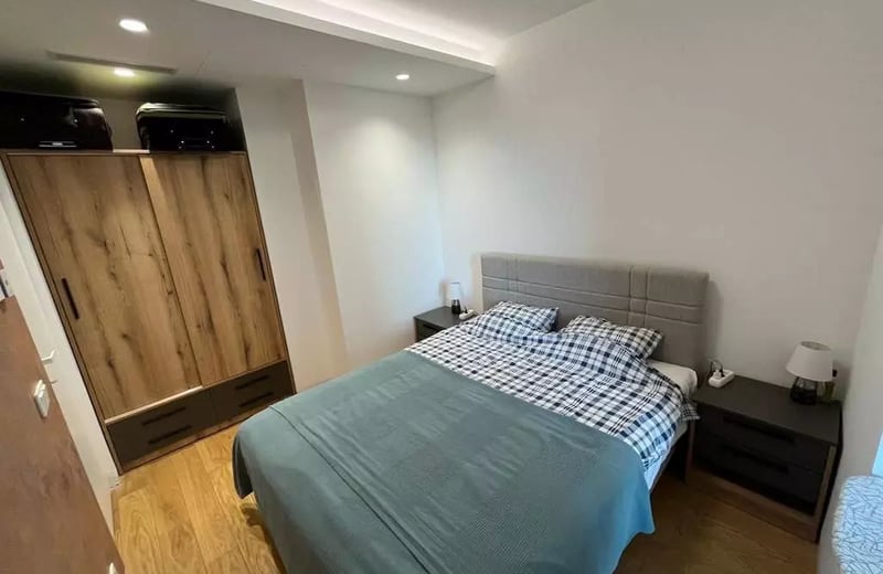 Long-term rental of a 2-rooms apartment in the premium residential complex "Sakura Park", New Belgrade