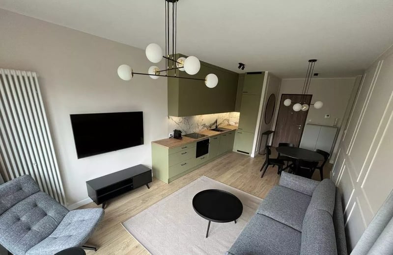 Long-term rental of a 3-bedroom apartment in Warsaw, Wola district