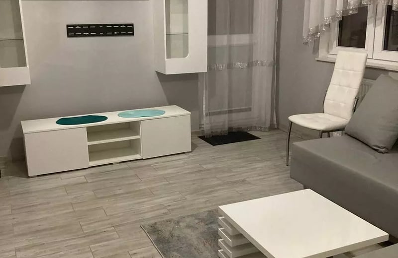 Long-term rental of a 2 room apartment in Wrocław, Krzyki district