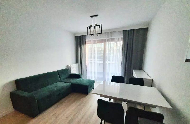 Long-term rental of a 3-rooms apartment in Warsaw, Mokotów district