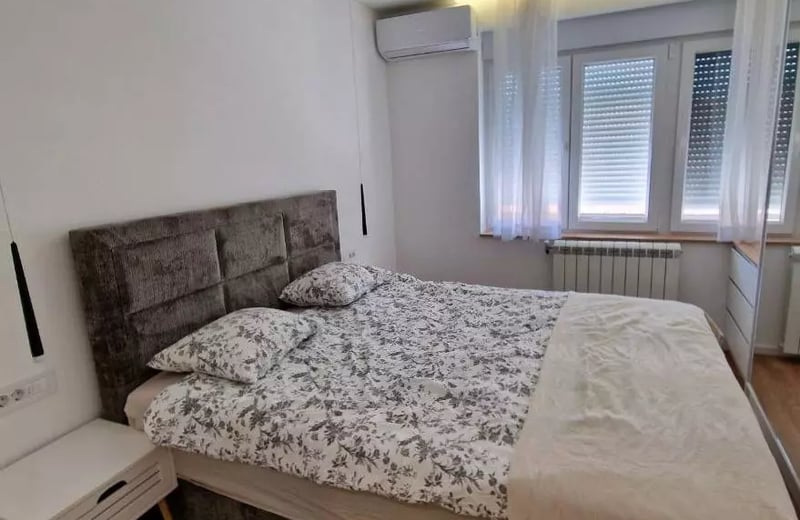 Долгосрочная аренда 3-комнатной квартиры в районе Сеняк, Белград, Сербия