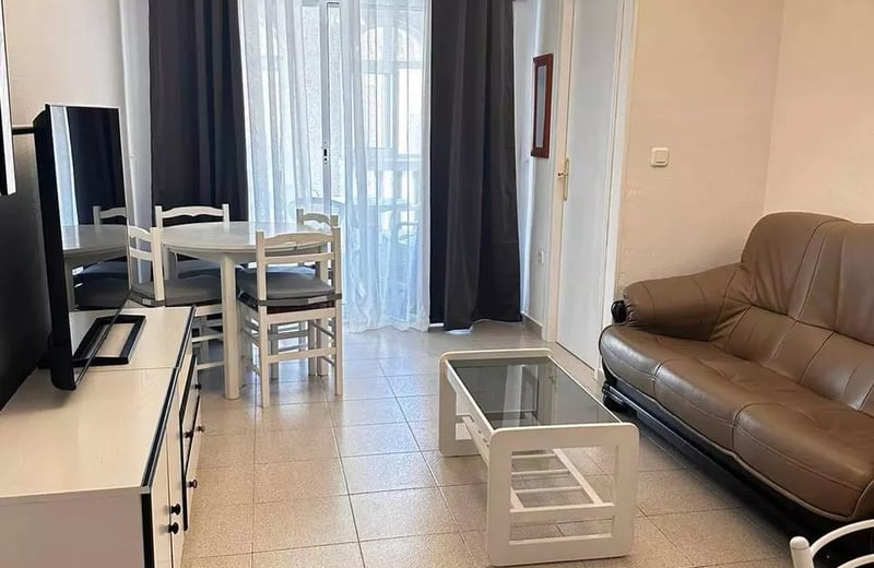 Long-term rental ☀️ Spacious apartment in Torrevieja, Spain