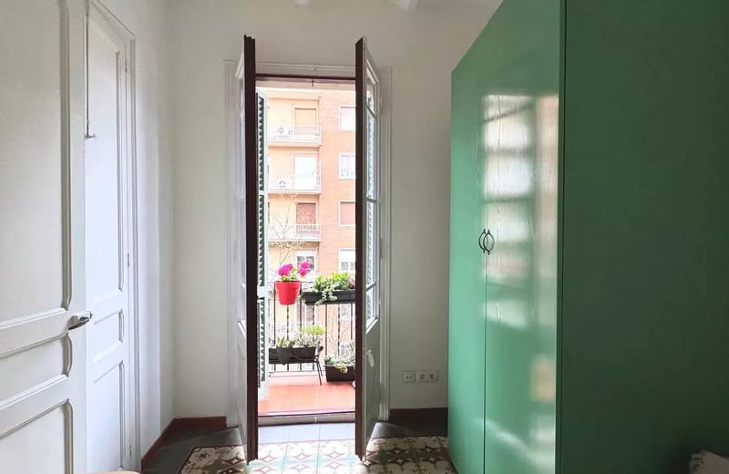 Long-term rental apartment with 2 bedrooms, Eixample, Barcelona