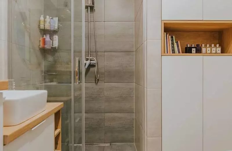 Long-term rental modern apartment with gym and spa, Wrocław, Poland