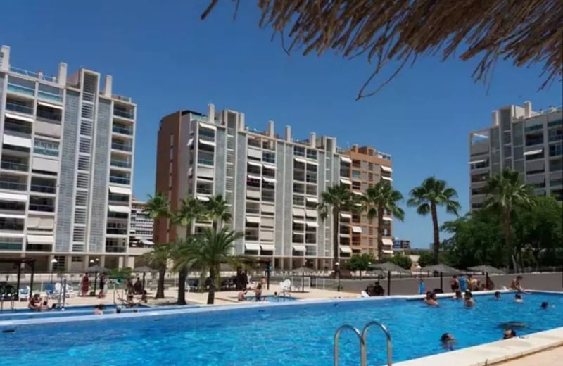 Long-term rental, spacious apartment with parking, San Juan Playa, Spain