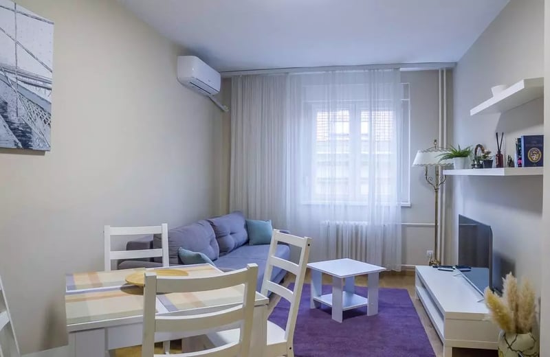 Long-term rental 2-room apartment in the center of Belgrade, Serbia