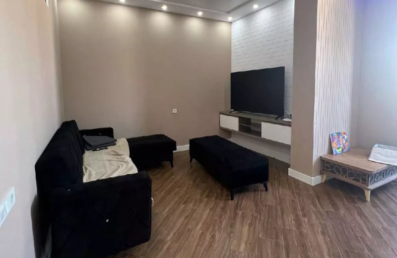 Alquiler a largo plazo apartamento de dos dormitorios en Batumi