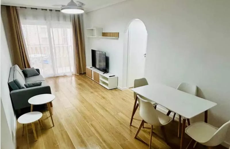 Long-term rental in Torrevieja (Alicante), 2 minutes from Los Locos beach