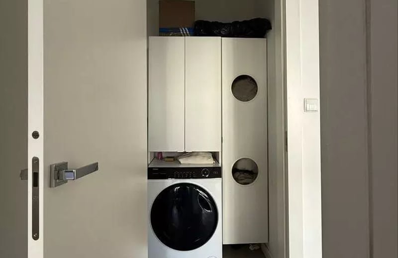 Long-term rental of a cozy 2-room apartment with balcony and parking in Wola, Warsaw