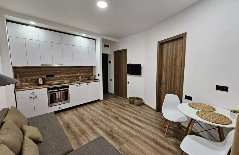 Alquiler a largo plazo apartamento de 1 habitación cerca del Parque 6 de Mayo, Batumi
