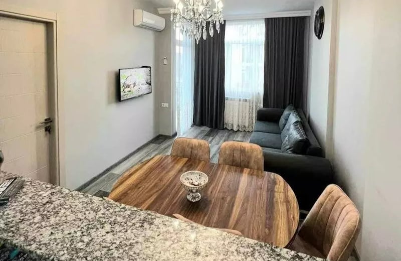 Alquiler a largo plazo: apartamento de un dormitorio, Batumi, Georgia