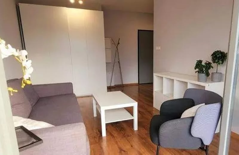 Long-term rental modern 2-room apartment in prestigious new complex Ogrody Hallera, Wrocław, Poland