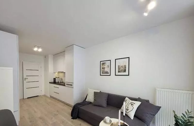 Long-term rental of a studio 20 m² in Śródmieście, Wrocław