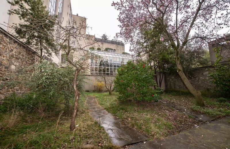 Long-term rental cozy 2-room apartment with mezzanine in Boulogne-Billancourt, Paris